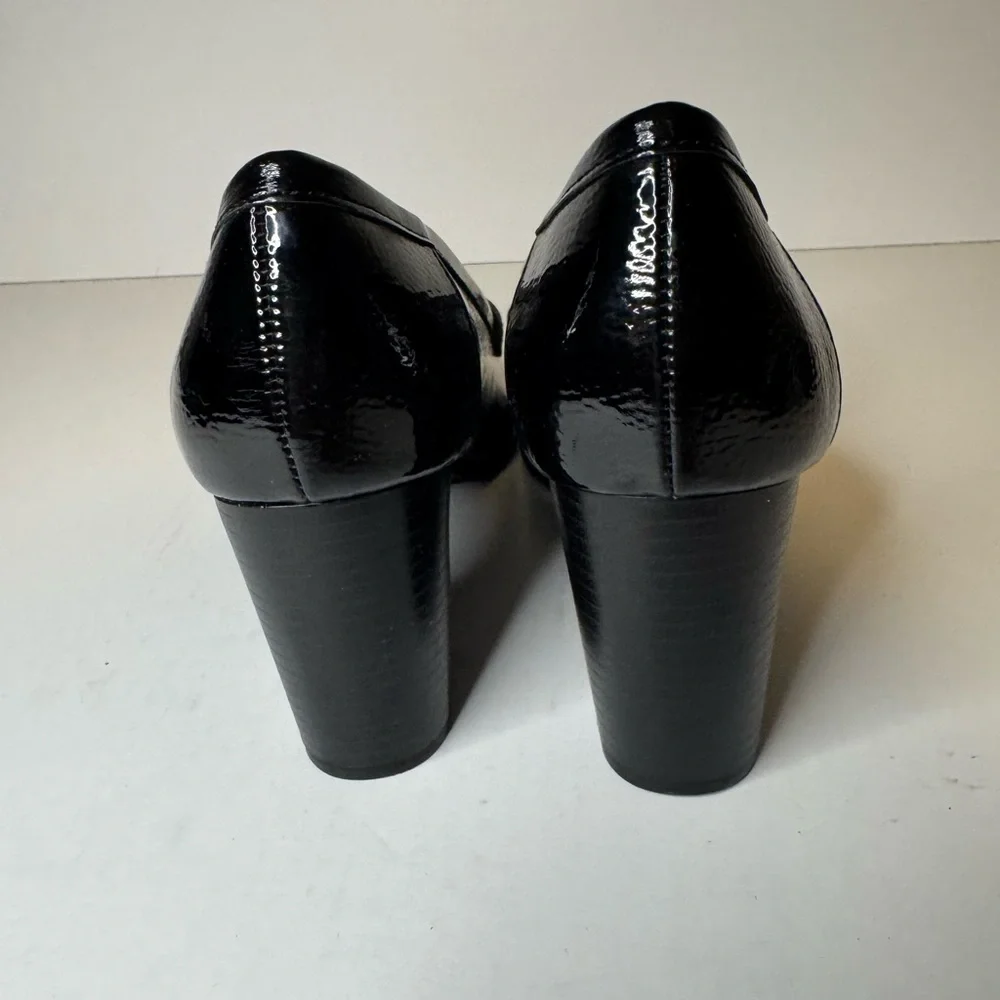 Jones New York Black Patent Block Heel Loafer, Size 8M